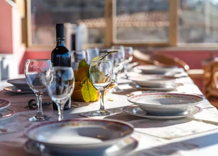 Casa Cacace بيت للعطل ماسّا لوبْرينسِ